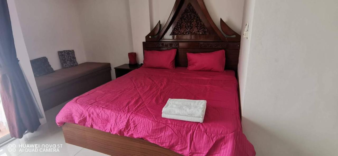 Sure Guesthouse Камала-Біч Екстер'єр фото