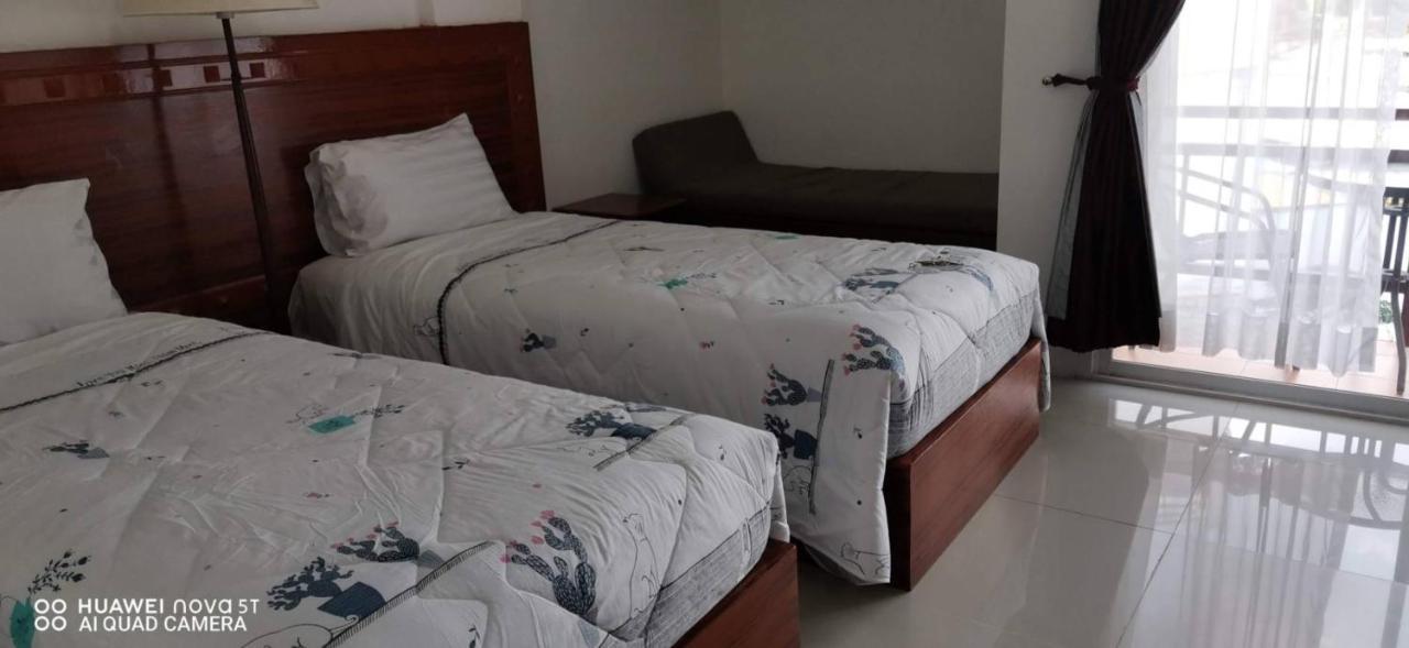Sure Guesthouse Камала-Біч Екстер'єр фото